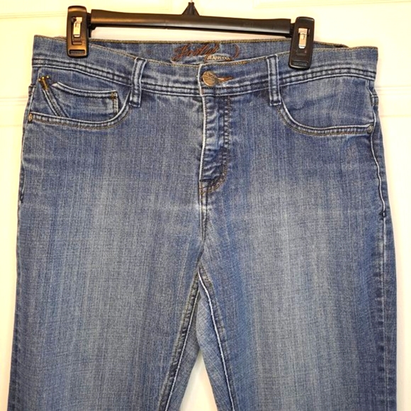 Foster Jeans Bootcut Jeans Size 10 - Picture 4 of 9